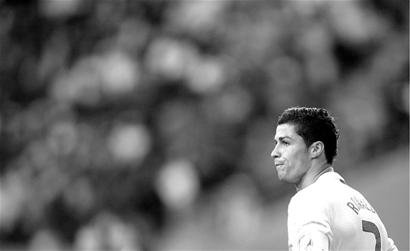 10人应战！切尔西伦敦德比1-1平阿森纳，阿尔特塔或调整阵容（伦敦德比：十人切尔西1-1逼平阿森纳，阿尔特塔或将调整阵容）