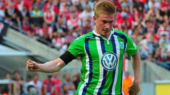 出席白宫晚宴后，C罗与美国防务部长合影（白宫晚宴后，C罗与美防长同框合影）