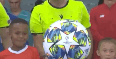 门将整场都在上演神迹（门将全场神勇发挥）