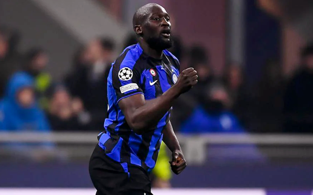 翻新太贵，维罗纳市长托马西提出把维罗纳现主场直接拆除再重建（维罗纳球场翻新成本过高，市长托马西提议拆除现有主场并重建）