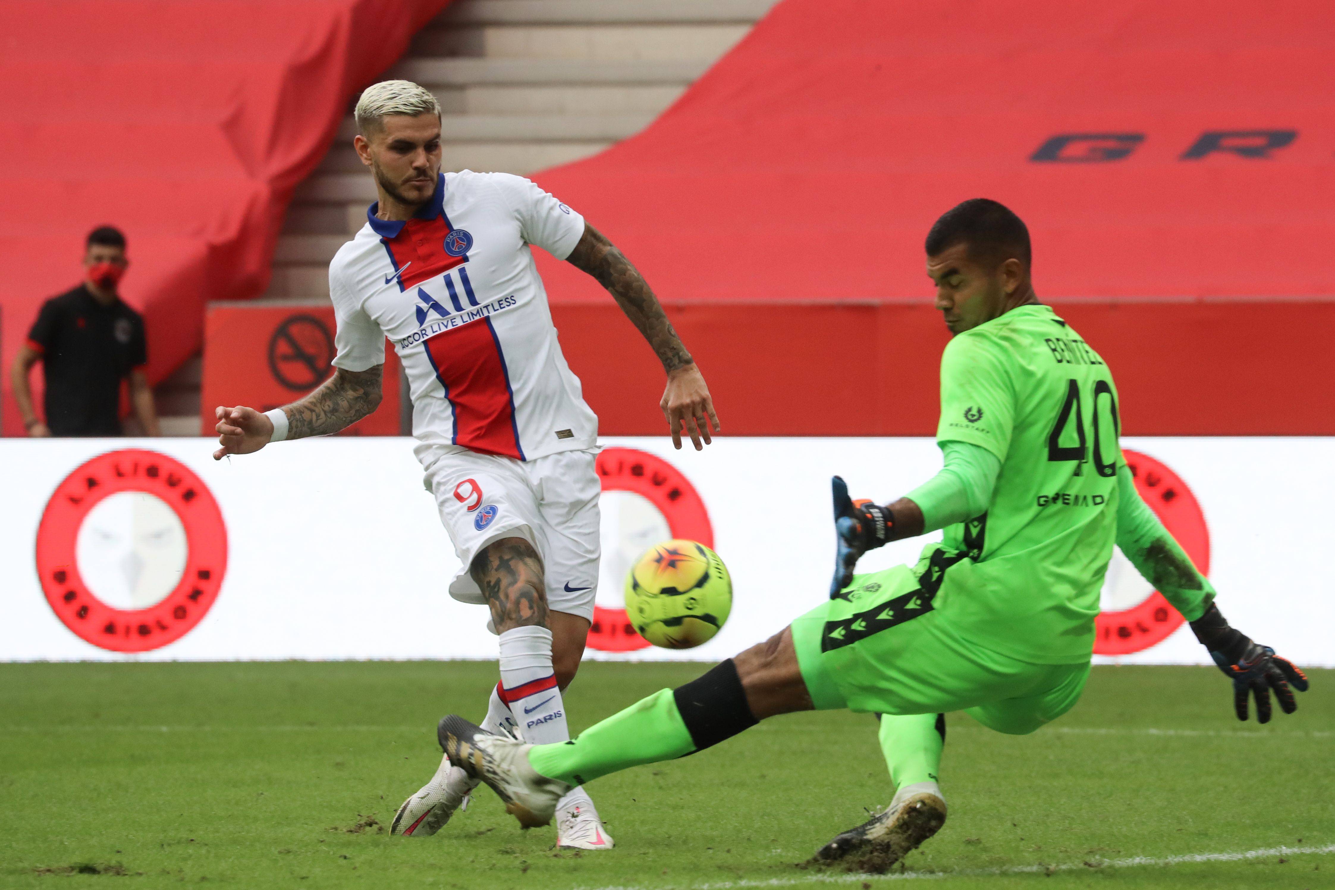 U22国足战韩国首发与负越南相比仅更换门将，王博豪继续出任中锋（U22国足对阵韩国首发沿用负越南阵容，仅门将调整，王博豪继续担任中锋）