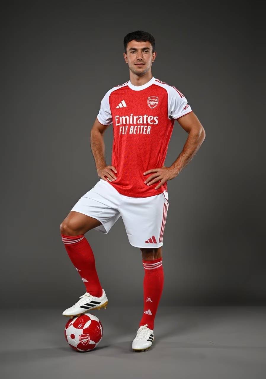 鲁媒：山东泰山队将于明年1月7日赴海口冬训，由韩鹏带队（鲁媒称：韩鹏率山东泰山明年1月7日前往海口开启冬训）