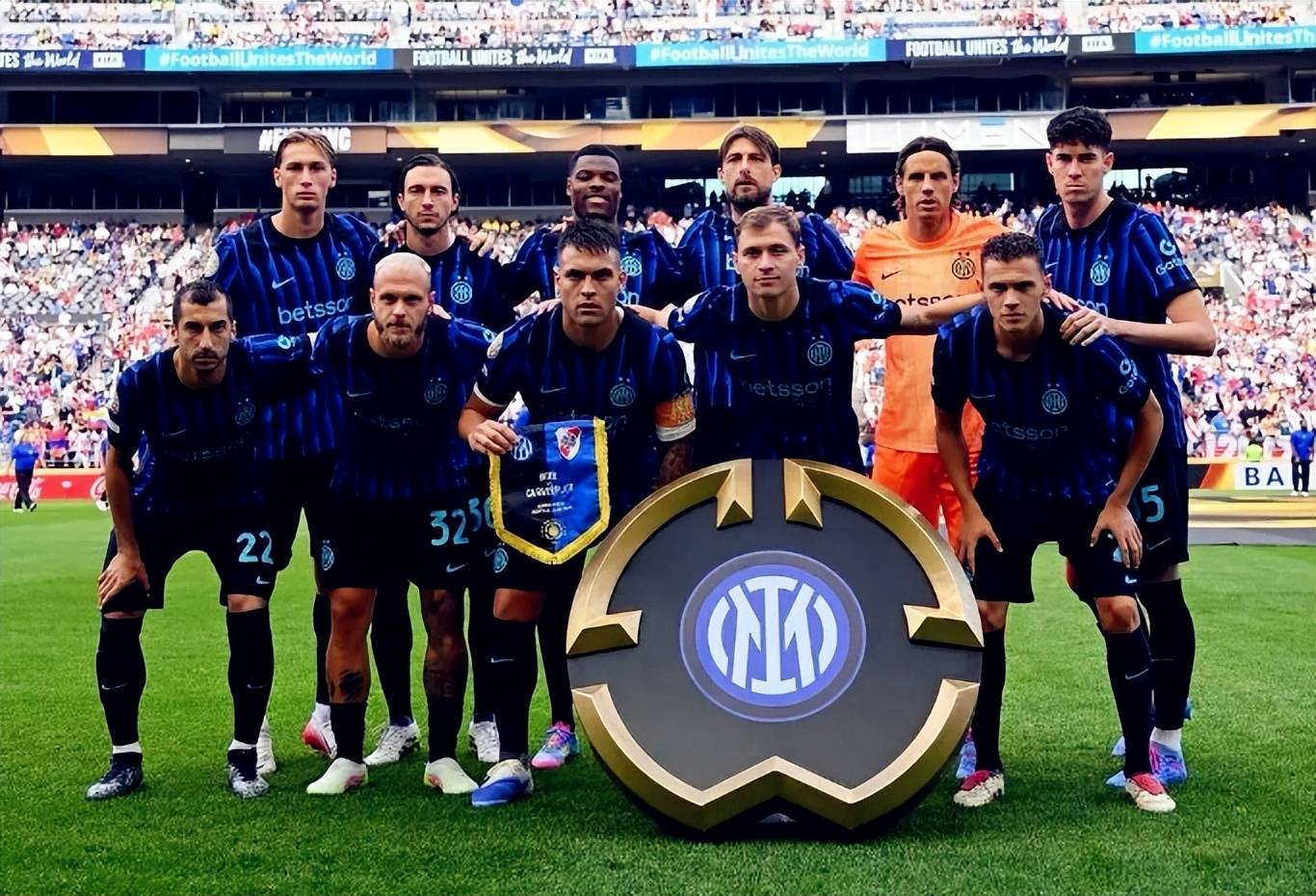 世体：马竞新大股东注资13亿欧元，目标缩小与顶级豪门差距（世体：新大股东向马竞注资13亿欧，志在缩小与顶级豪门的差距）