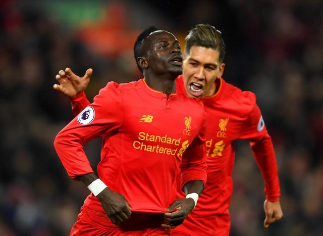 TA：曼联有B费1年选择续约条款，沙特、欧洲一些俱乐部关注他（英媒：曼联握有B费一年续约选项，沙特及多家欧洲俱乐部关注）