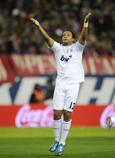 全球最疯狂的足球球迷文化（世界最狂热的足球迷文化）