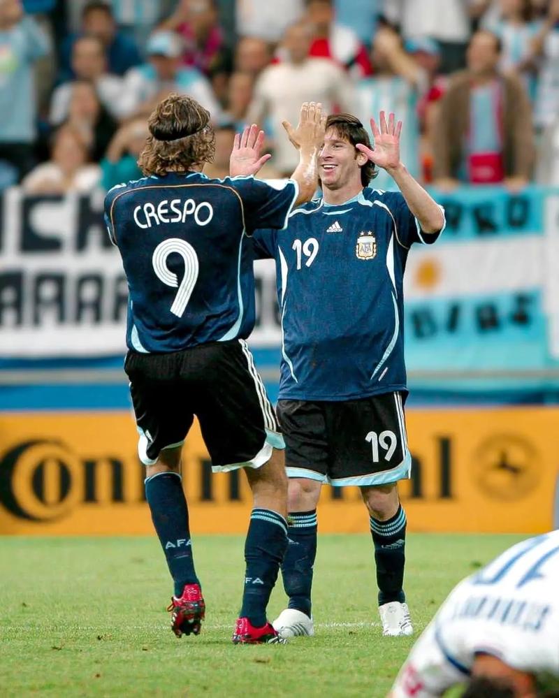 德转列欧洲俱乐部球衣胸前广告年赞助费TOP10：曼城8000万第1（德转发布欧洲俱乐部球衣胸前赞助年费TOP10：曼城以8000万居首）