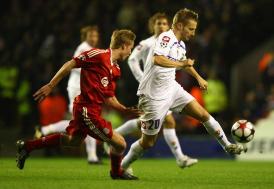 国米vs利物浦：萨拉赫缺阵，劳塔罗、阿坎吉、伊萨克首发（国米战利物浦：萨拉赫缺席，劳塔罗、阿坎吉、伊萨克先发）