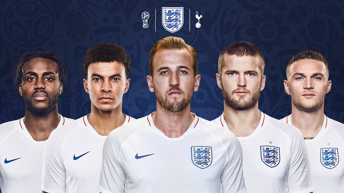 在对阵马竞的比赛中，巴萨球迷打出横幅表达对阿劳霍的支持（对阵马竞，巴萨球迷举横幅力挺阿劳霍）