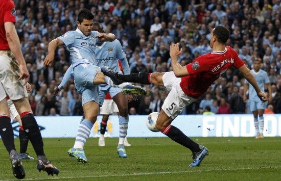 塔拉韦拉后卫：抽到皇马无比激动，最期待与姆巴佩同场竞技（塔拉韦拉后卫：抽中皇马兴奋至极，最盼与姆巴佩同场较量）