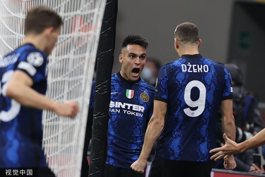 穆勒：孔帕尼的工作非常出色，本赛季观看拜仁比赛是种享受（穆勒盛赞孔帕尼：本季拜仁踢得赏心悦目）