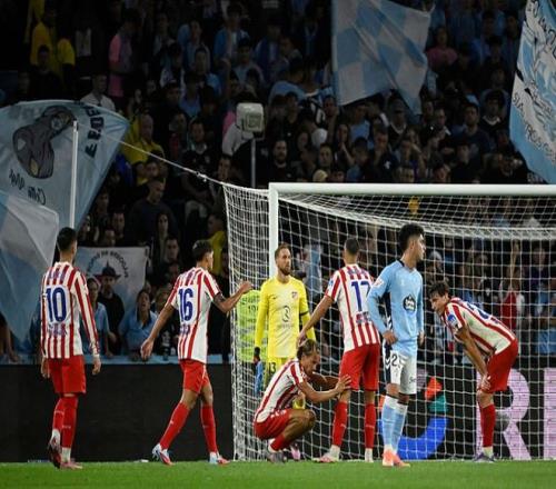 巴萨对阵贝蒂斯大名单：德容、费尔明回归，奥尔莫缺阵（巴萨战贝蒂斯名单出炉：德容、费尔明复出，奥尔莫缺席）